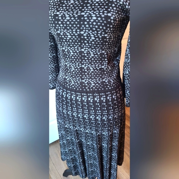 Midi knit dress - Picture 2 of 3